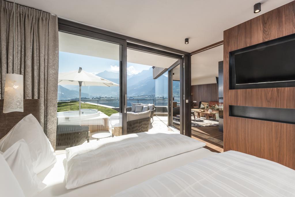 Hotel Rosengarten Schenna Bagian luar foto